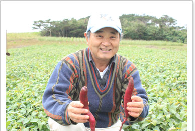 久米島町　山里昌明さん