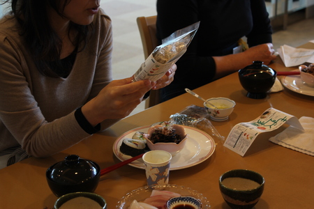 ﾓｽﾞｸ麺試食.JPG