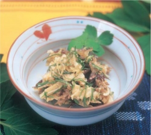 長命草とミミガーのピーナツ味噌和え 沖縄料理レシピなら おきレシ
