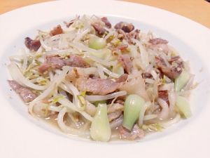 【旨】島らっきょうと豚肉の塩ニンニク炒