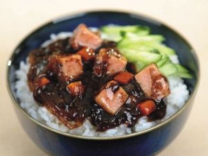 スパムともずく丼