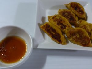 シークヮーサー餃子