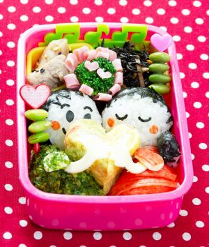 バレンタインデーのお弁当【おにぎり】