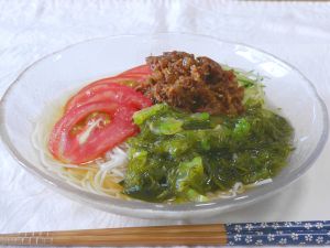 ゴーヤーめかぶ素麺