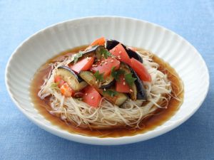 トマトの冷やしぶっかけそうめん