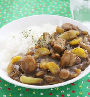 島にんじんとたまねぎのとろけるカレー