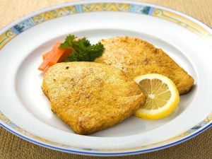 カレー風味の魚のムニエル