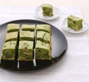 ほうれん草とバナナのケーキ