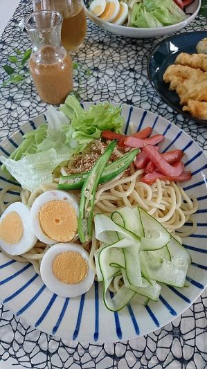 子供と作る♪沖縄そばで味噌ダレ冷やし中華