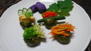旬の沖縄野菜でパッカンおにぎり
