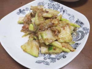 青パパイヤのグリーンカレー風炒め