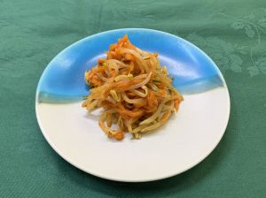 レンジで簡単！もやしと人参のピリ辛ナムル